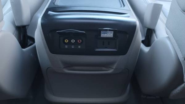 2016 Toyota Sienna XLE Premium - - by dealer - vehicle for sale in Georgetown, KY – photo 15