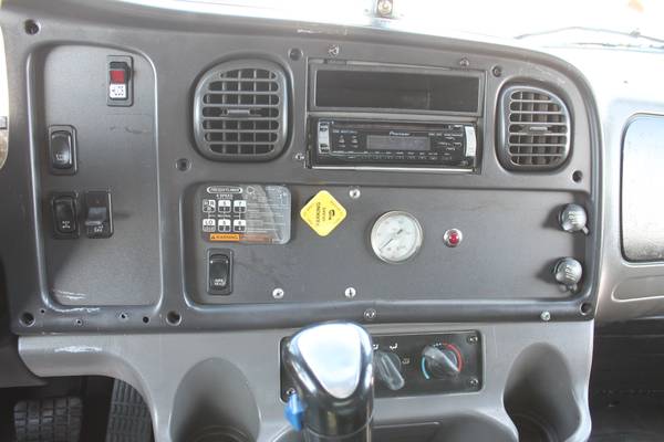 2006 FREIGHTLINER M2 106V CREW CAB MECHANIC SERVICE TRUCK 330HP... for sale in WINDOM, MN – photo 21