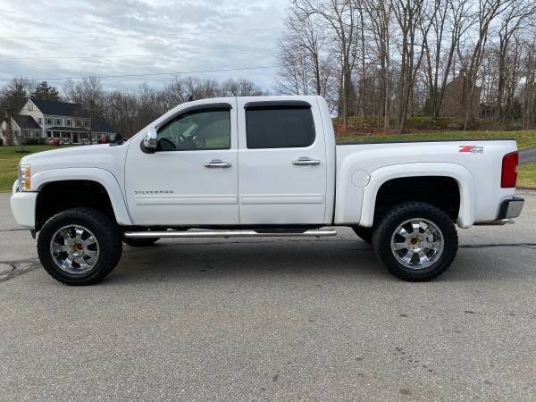 ** 2010 CHEVY SILVERADO 1500 Z71 CREW CAB SHORT BED LIFTED 4X4 ** -... for sale in Plaistow, MA – photo 7