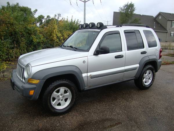 2005 Jeep Liberty 4X4 Diesel (1 Owner/Low Miles) for sale in Racine, WI – photo 4