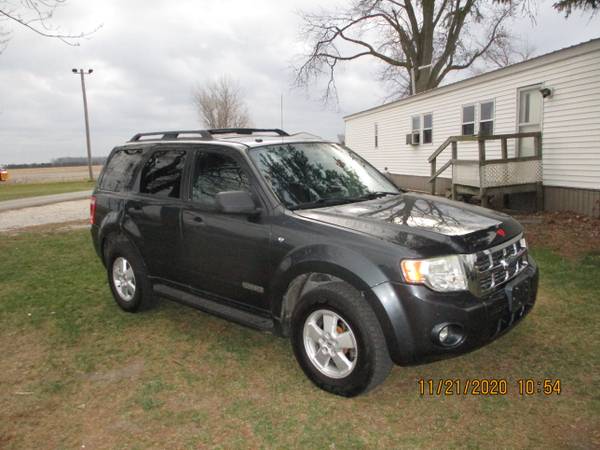 BIG BIG SALE SALE 2008 FORD ESCAPE 4X4 163K DRIVES GREAT - cars &... for sale in Perrysburg, OH – photo 2