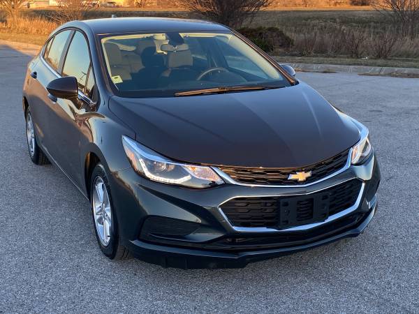 2018 Chevrolet Cruze LT ***9K Miles Only*** - cars & trucks - by... for sale in Omaha, IA – photo 4