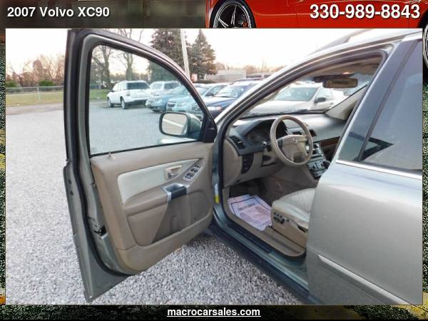 2007 VOLVO XC90 3.2 AWD 4DR SUV W/ VERSATILITY PACKAGE with - cars &... for sale in Akron, OH – photo 12