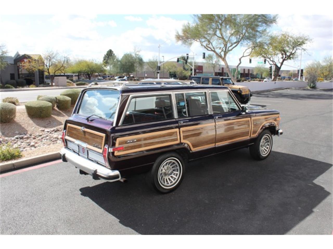 1989 Jeep Grand Wagoneer for sale in Scottsdale, AZ – photo 17