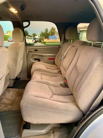 2005 Chevy Tahoe LS With Only 105,000 Miles! 9 Passenger & Clean Title for sale in Lancaster, CA – photo 13