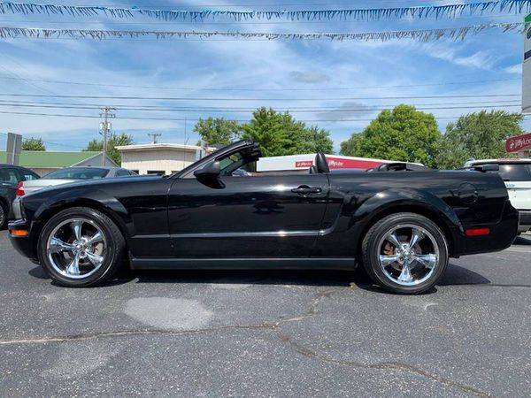 2006 Ford Mustang V6 Deluxe 2dr Convertible for sale in Kokomo, IN – photo 18