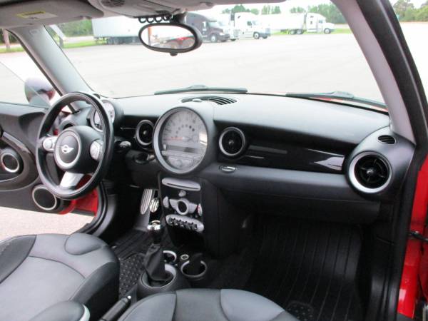 2010 Mini Cooper S Clubman - cars & trucks - by dealer - vehicle... for sale in Shakopee, MN – photo 15