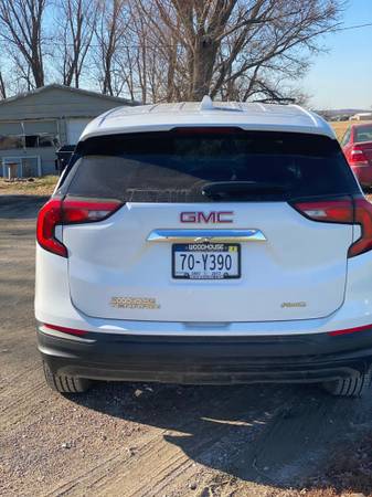 2019 GMC Terrain 4wd - cars & trucks - by owner - vehicle automotive... for sale in Dakota City, IA – photo 6