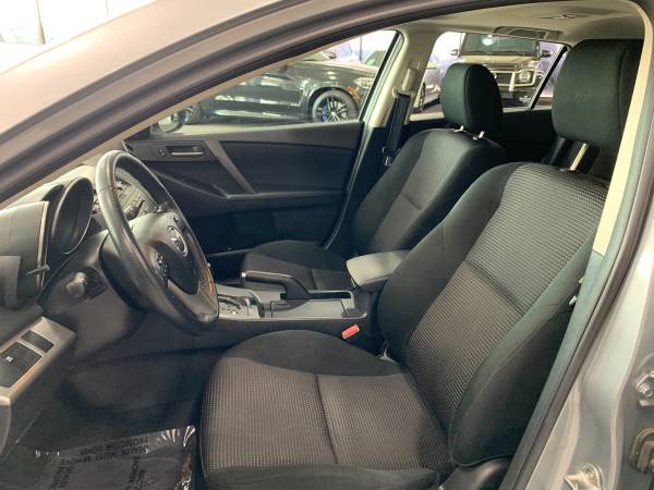 2012 Mazda MAZDA3 i Touring - - by dealer - vehicle for sale in Springfield, IL – photo 7