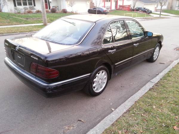 99 Mercedes Benz E320 4Matic 4WD HID Headlights Leather Moon... for sale in Lansing, MI – photo 8