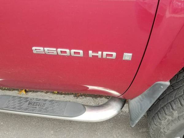 🚗 2007 CHEVROLET SILVERADO 2500HD “LT1” FOUR DOOR CREW CAB 4WD SB -... for sale in MILFORD,CT, RI – photo 8