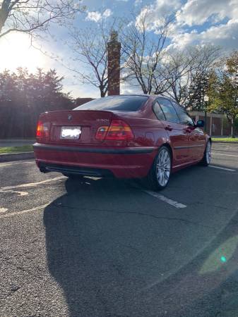 2004 BMW 330i ZHP Imola Red on Alcantara PENDING for sale in Mamaroneck, NY – photo 7