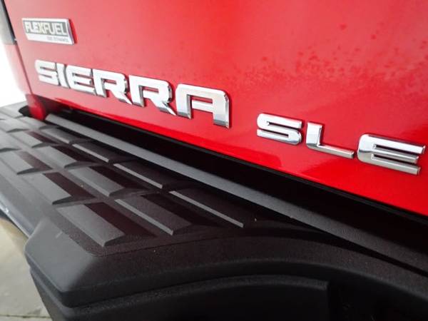 2008 GMC Sierra 1500 4WD SLE1 4dr Crew Cab 5.8 ft. SB, Red for sale in Gretna, NE – photo 8
