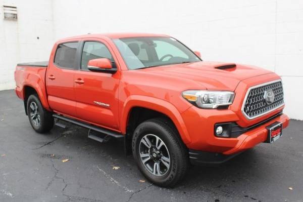 2018 Toyota Tacoma 4WD TRD Sport Double Cab - cars & trucks - by... for sale in Saint Louis, MO – photo 3