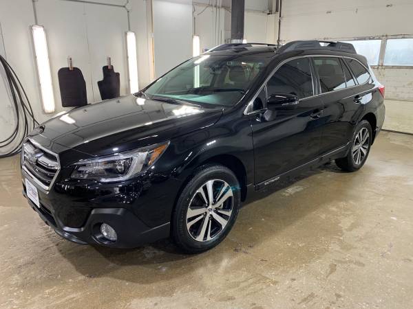 2018 Subaru Outback 2.5i Limited AWD 21K Miles - cars & trucks - by... for sale in Sioux Falls, SD – photo 3