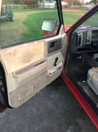 1991 Chevy S10 4x4 - cars & trucks - by owner - vehicle automotive... for sale in Russell Springs, KY – photo 6