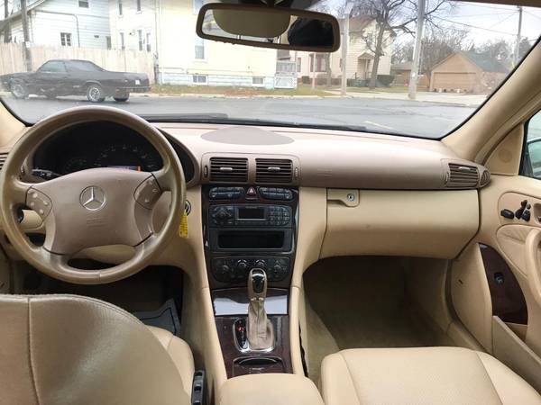 2004 MERCEDES-BENZ C-CLASS - cars & trucks - by dealer - vehicle... for sale in Kenosha, WI – photo 13