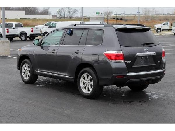 2012 Toyota Highlander SUV SE - Toyota Magnetic Gray Metallic - cars for sale in Green Bay, WI – photo 20