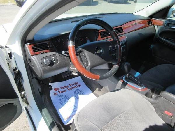 2009 Chevrolet Impala LS, 3.5L V6, 29 MPG HWY for sale in Lapeer, MI – photo 8