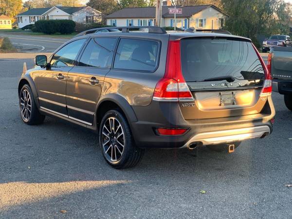 2016 Volvo XC70 T5 Classic Platinum AWD 4dr Wagon - cars & trucks -... for sale in Milford, MA – photo 7