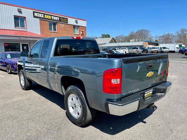An Impressive 2013 Chevrolet Silverado 1500 TRIM with for sale in South Windsor, CT – photo 8