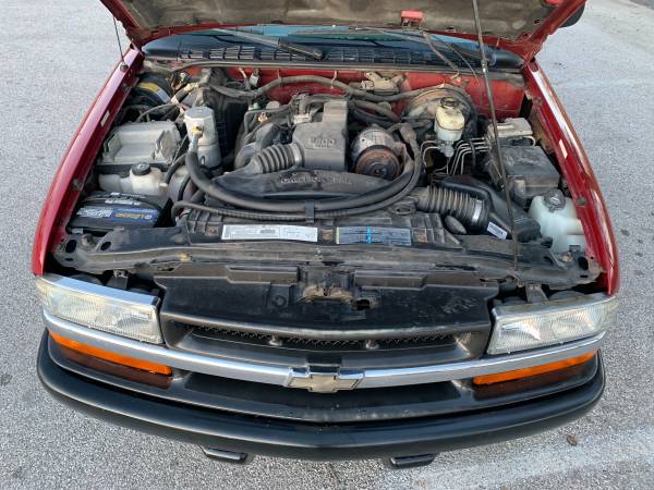 2002 Chevy S-10 5 SPEED MANUAL - cars & trucks - by dealer - vehicle... for sale in Saint Clair, MO – photo 17
