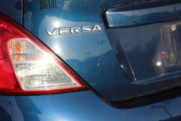 2013 Nissan Versa 1 6 SV sedan Blue Onyx Metallic for sale in Springfield, MO – photo 13