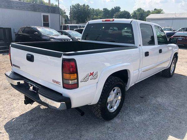 2005 GMC Sierra 1500 SLE 4dr Crew Cab 4WD SB for sale in Lancaster, OH – photo 5