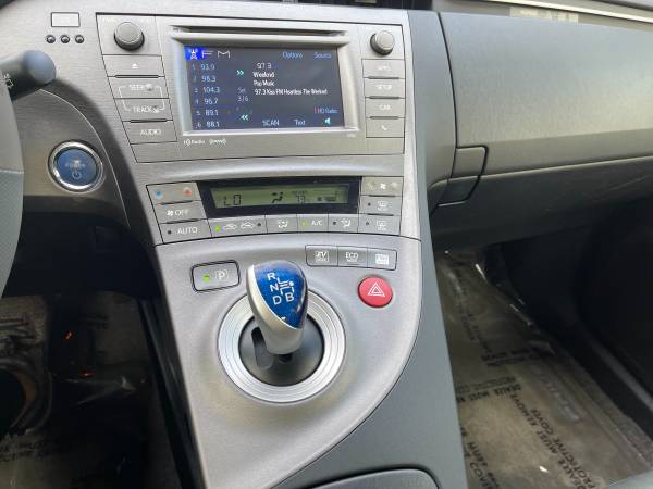 2013 Toyota Prius III Clean title Automatic, only 131k miles - cars... for sale in Savannah, GA – photo 15