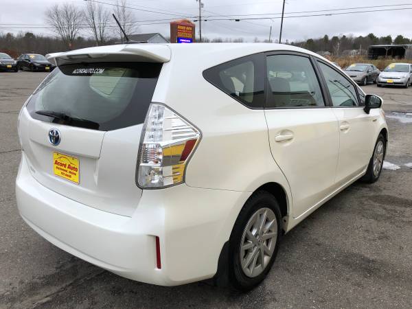 2013 Toyota Prius V Five - cars & trucks - by dealer - vehicle... for sale in Richmond, ME – photo 4