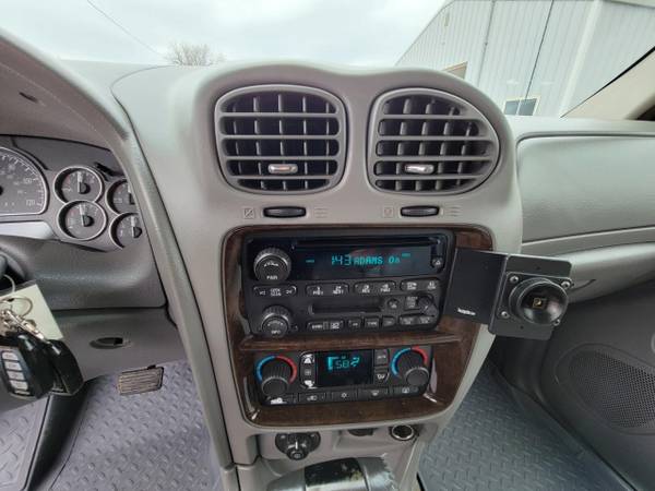 2006 Buick Rainier CXL - AWD - Leather - 138K Miles - cars & for sale in Worthing, SD – photo 8