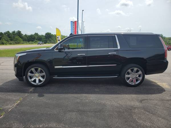 2017 Cadillac Escalade ESV *REDUCED! - cars & trucks - by dealer -... for sale in Wisconsin Rapids, WI – photo 5