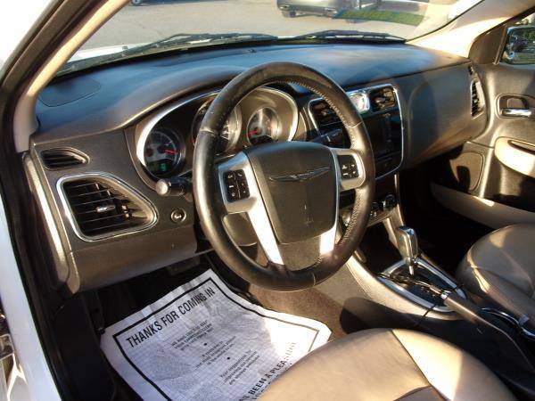 2011 CHRYSLER 200 - - by dealer - vehicle automotive for sale in Modesto, CA – photo 5