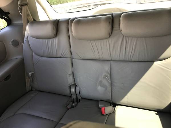 2004 TOYOTA SIENNA XLE LOADED EXCELLENT CONDITION MINI VAN for sale in Downers Grove, IL – photo 18