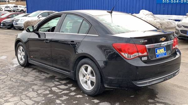 2011 Chevy Chevrolet Cruze LT w/1LT hatchback Black for sale in Pleasant Hill, IA – photo 3