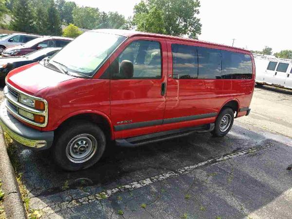 2000 Chevy Express 12 passenger for sale in Fort Wayne, IN – photo 2