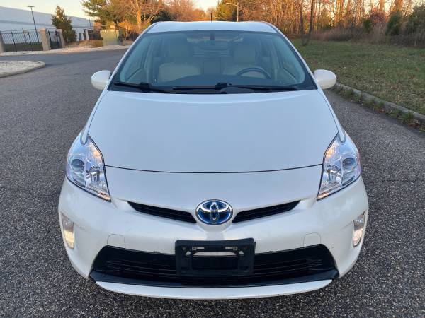 2014 Toyota Prius with Leather - cars & trucks - by owner - vehicle... for sale in Riverton, NJ – photo 9