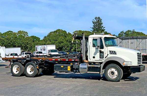 2015 Mack Granite GU813 Roll Off Truck - cars & trucks - by dealer -... for sale in Tampa, LA – photo 5