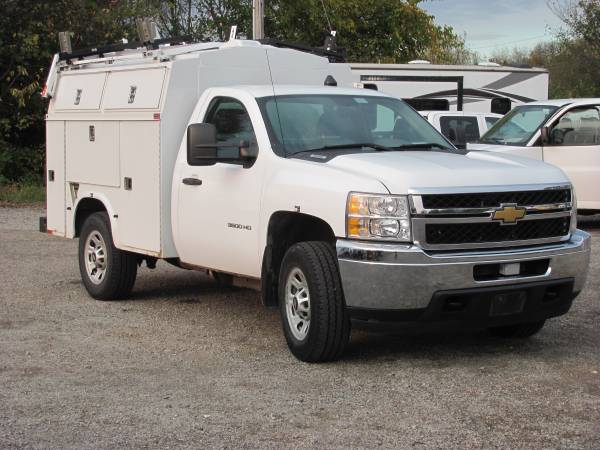 2013 CHEVROLET SILVERADO WT 3500, 99K MILES - cars & trucks - by... for sale in Circleville, OH – photo 2