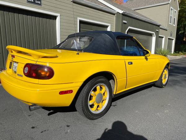 1992 Mazda Miata (Only-70K-Original) Garage-Kept (Time-Capsule) -... for sale in Pleasant Hill, CA – photo 6