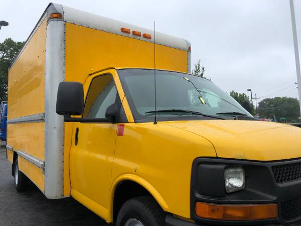 Strong! 2007 Chevy Express G3500! Cutaway Van! for sale in Ortonville, MI – photo 12