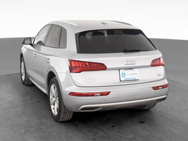 2018 Audi Q5 Premium Sport Utility 4D suv Silver - FINANCE ONLINE -... for sale in Chicago, IL – photo 8
