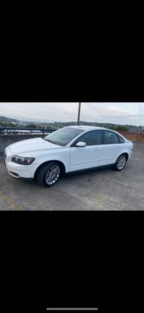 2005 Volvo S40 $3,500 OBO - cars & trucks - by owner - vehicle... for sale in Seattle, WA – photo 7