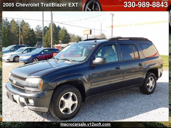 2005 Chevrolet TrailBlazer EXT LT 4WD 4dr SUV with - cars & trucks -... for sale in Akron, OH – photo 3
