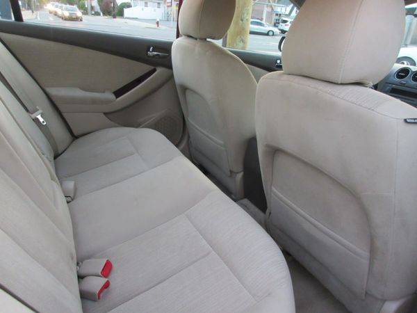 2010 Nissan Altima 4dr Sdn I4 CVT 2.5 S ***Guaranteed Financing!!! for sale in Lynbrook, NY – photo 14
