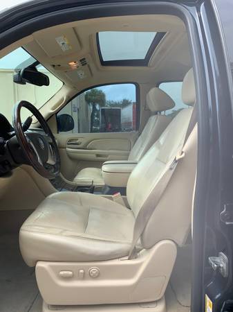 CADILLAC ESCALADE SUV - cars & trucks - by owner - vehicle... for sale in Hollywood, FL – photo 6