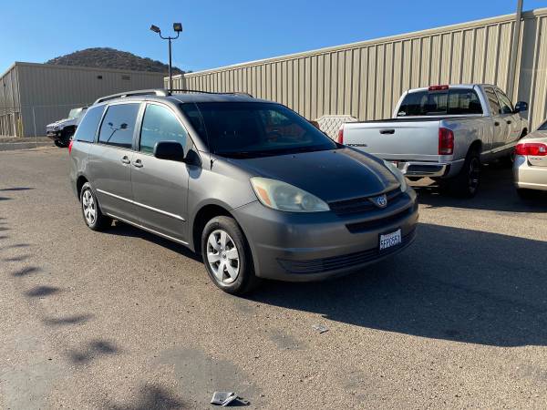 Toyota Sienna- 2004 - cars & trucks - by dealer - vehicle automotive... for sale in Spring Valley, CA – photo 2
