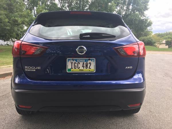 2018 Nissan Rogue Sport for sale in URBANDALE, IA – photo 4