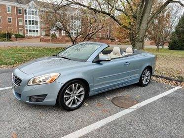 2012 Volvo C70 2dr Conv T5 - cars & trucks - by dealer - vehicle... for sale in Saint Louis, MO – photo 5