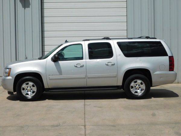 2014 Chevrolet Chevy Suburban LT 1500 4WD - MOST BANG FOR THE BUCK! for sale in Colorado Springs, CO – photo 3